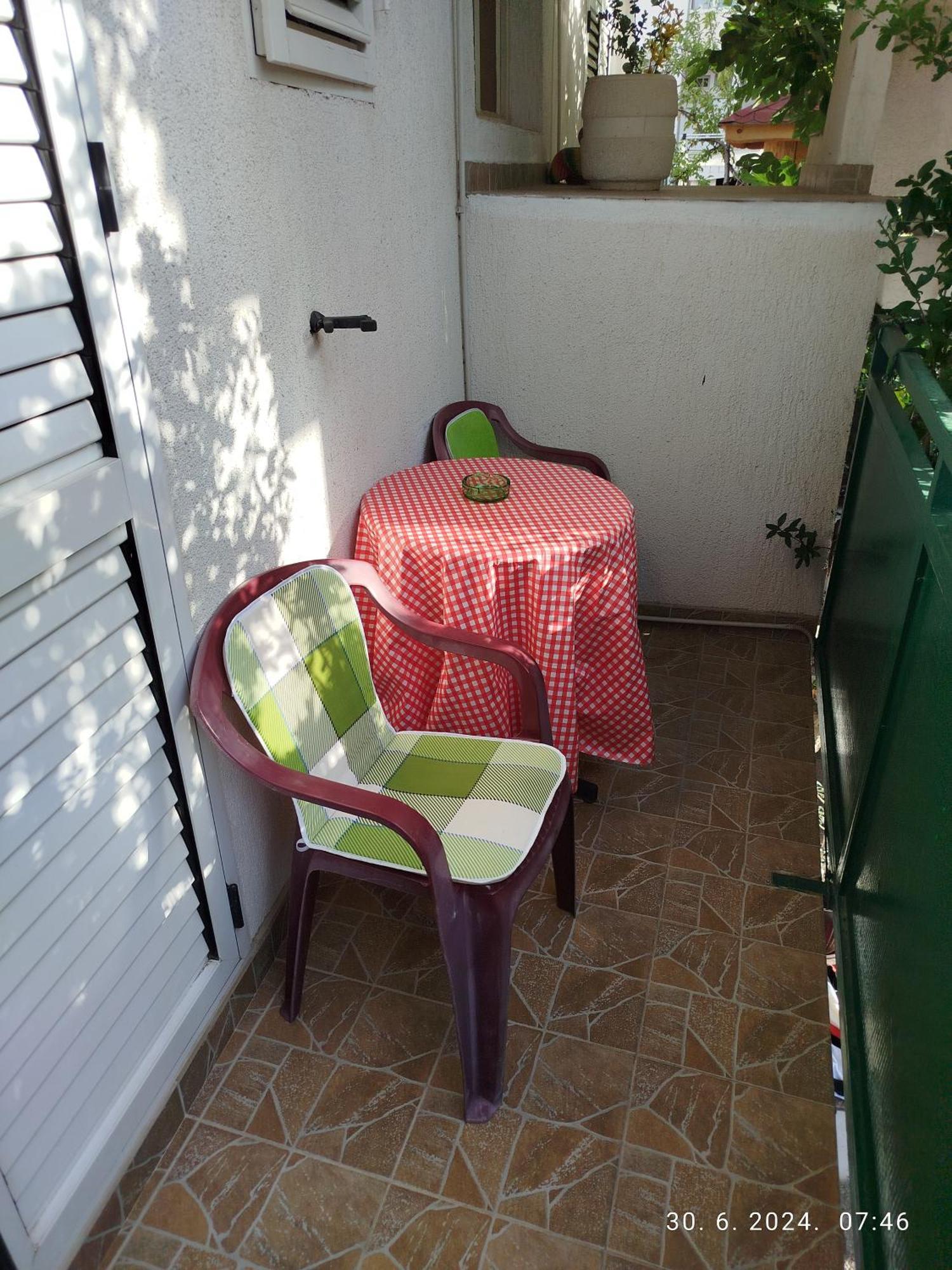 Rooms Tia Baška Voda Exterior foto